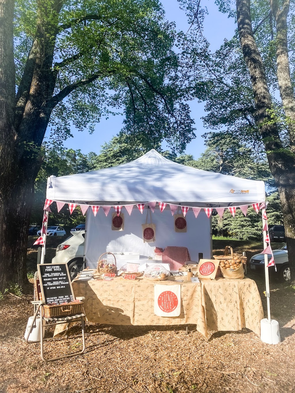 Daylesford Picnic Boxes | 57 Jamieson St, Daylesford VIC 3460, Australia | Phone: 0411 466 429