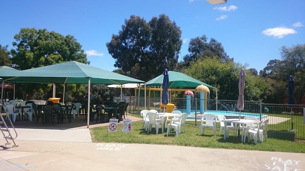 Lismore Outdoor Swimming Pool | Cameron St, Lismore VIC 3324, Australia | Phone: (03) 5596 2212
