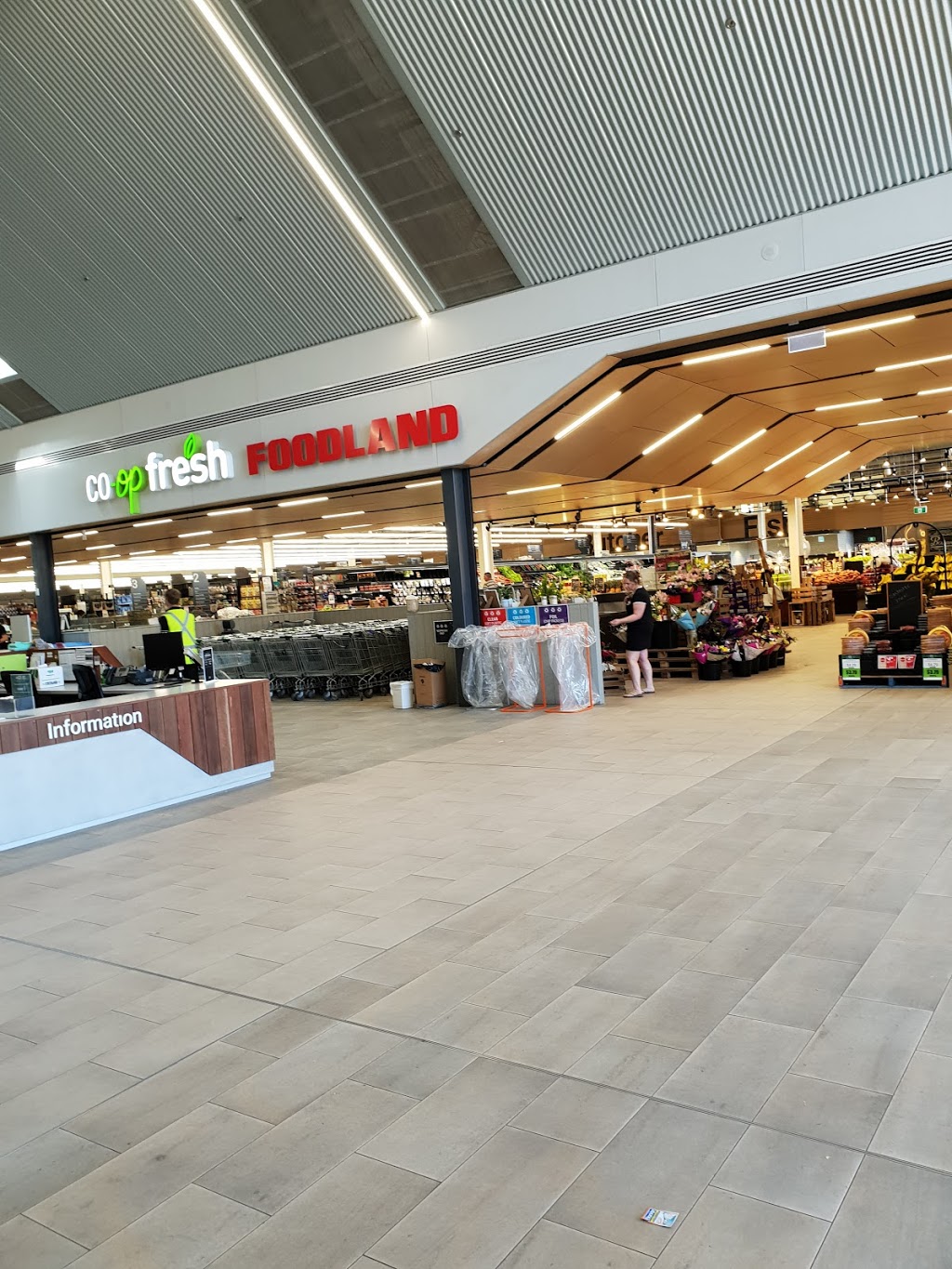 The Co-op Shopping Centre | shopping mall | 1 Murray St, Nuriootpa SA 5355, Australia | 0885686000 OR +61 8 8568 6000