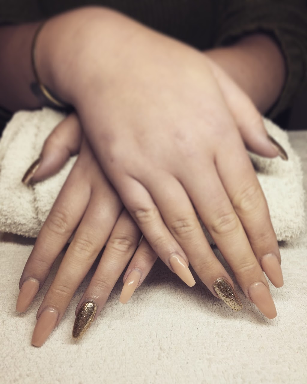 Sharp Nails | 18 Yellowash Ct, Bonogin QLD 4213, Australia | Phone: 0410 168 102