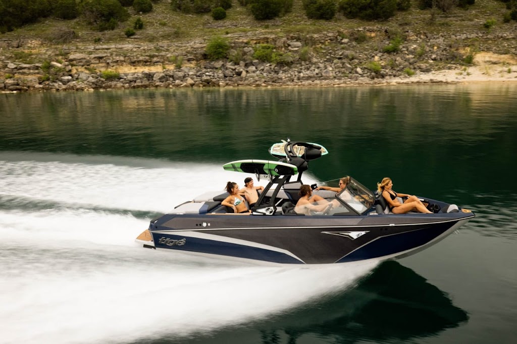 Tige Boats | 70 Meroo Rd, Bomaderry NSW 2541, Australia | Phone: 1800 950 736