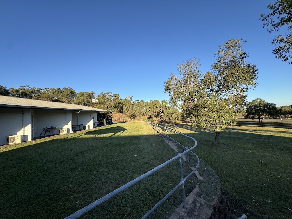 Bulgon Lodge | 7833 Peter Delemothe Rd, Collinsville QLD 4804, Australia | Phone: 0427 928 428