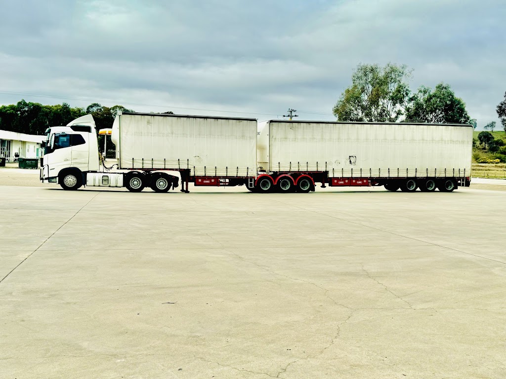 Mankoo Freightlines PTY | 1101 Mamre Rd, Kemps Creek NSW 2178, Australia | Phone: 0405 310 008