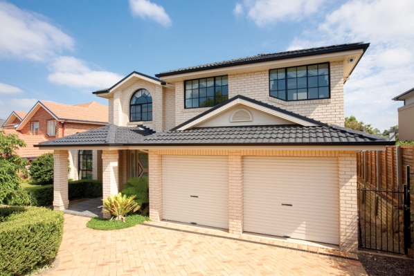 Greg James Garage Doors | 29 Fay St, Lake Munmorah NSW 2259, Australia | Phone: 0418 434 024