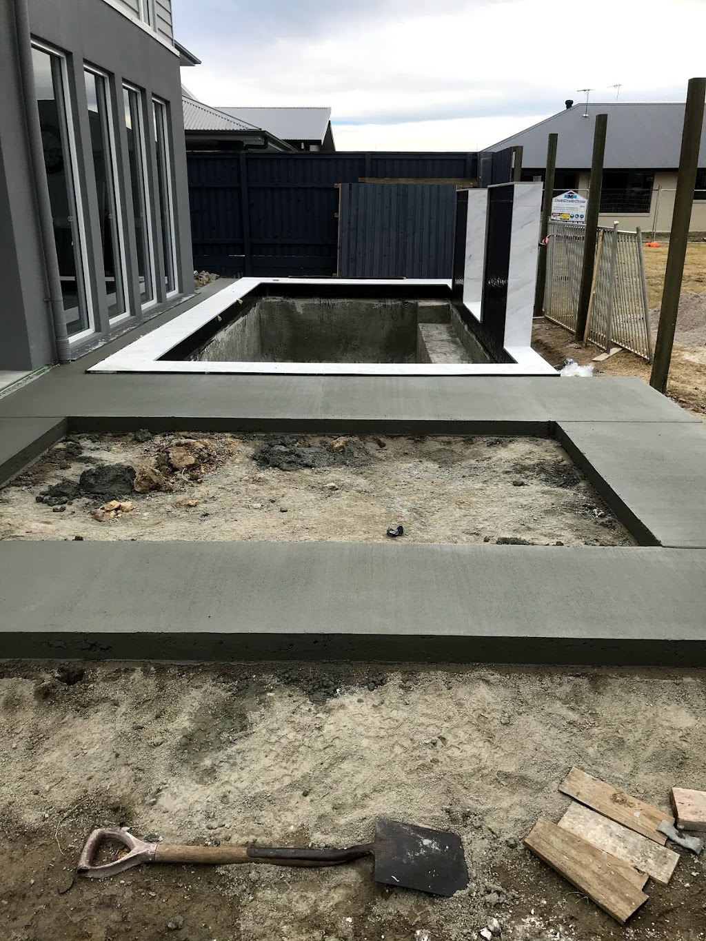 DDS Concreting | general contractor | 15 Third Ave, Scarborough QLD 4020, Australia | 0409870044 OR +61 409 870 044