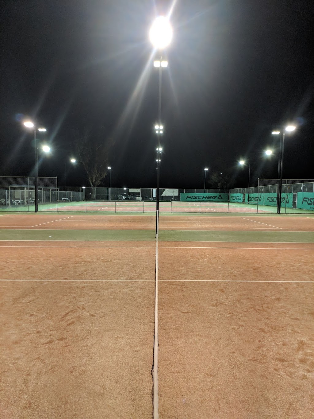 Moomba Park Tennis Club | Moomba Park Reserve, 276, McBryde St, Fawkner VIC 3060, Australia | Phone: 0405 976 366