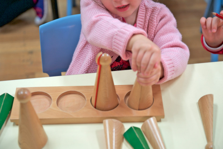 Greenacre Montessori Academy Child Care Centre | school | 84 Banksia Rd, Greenacre NSW 2190, Australia | 1300000162 OR +61 1300 000 162