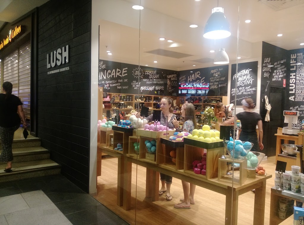 LUSH Fresh Handmade Cosmetics | store | Shop 88 Level 3, Macquarie Shopping Centre, Waterloo Rd, North Ryde NSW 2113, Australia | 0280260601 OR +61 2 8026 0601