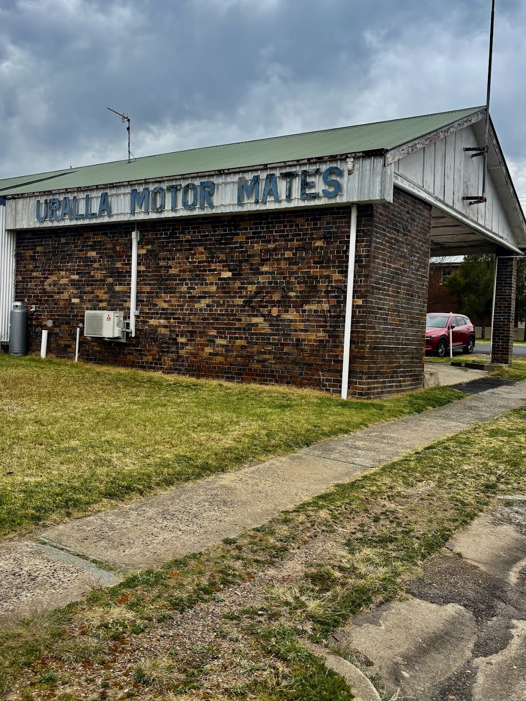 Uralla Motor Mates | 27 Maitland St, Uralla NSW 2358, Australia | Phone: (02) 6778 4076