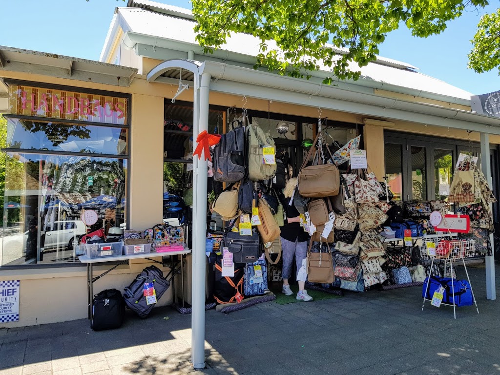 Bags Direct Market Outlet | store | 42 Main St, Hahndorf SA 5245, Australia | 0883881334 OR +61 8 8388 1334