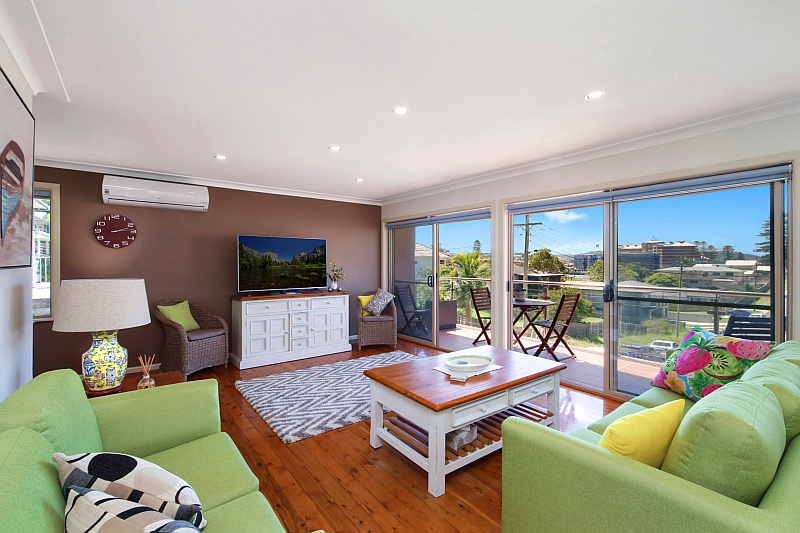 Ameila on Barrington | Unit 1/20 Barrington Rd, Terrigal NSW 2260, Australia | Phone: (02) 4385 9564 Ameila on Barrington | Unit 1/20 Barrington Rd, Terrigal NSW 2260, Australia | Phone: (02) 4385 9564