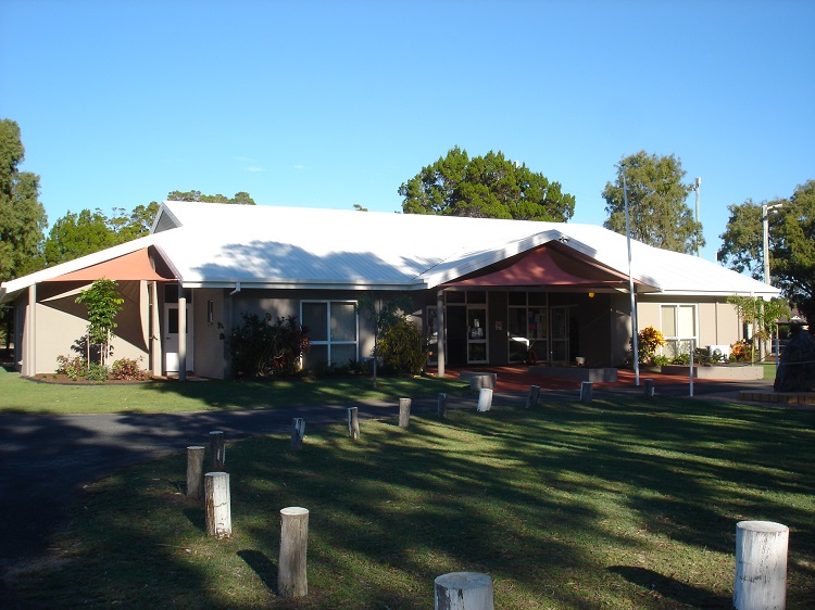 Woodgate Library | library | 1 Kangaroo Ct, Woodgate QLD 4660, Australia | 0741268991 OR +61 7 4126 8991