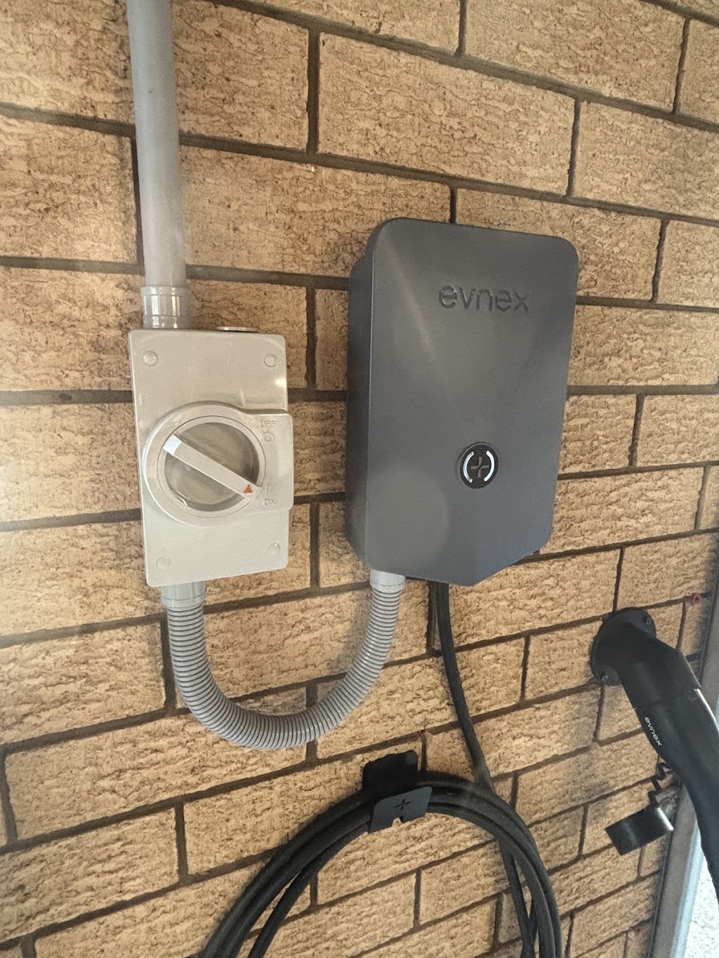 HSJ Electrical & Air | Morayfield Rd, Morayfield QLD 4506, Australia | Phone: 0478 708 217