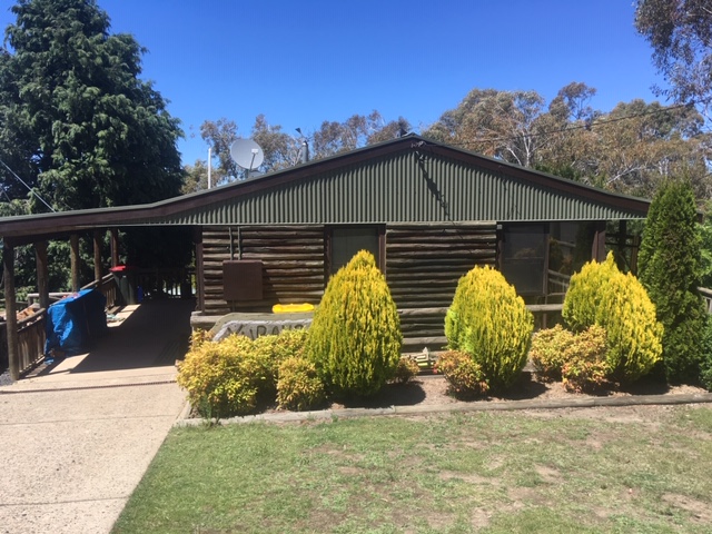 Yuranga Cottage | 20 Banjo St, Old Adaminaby NSW 2629, Australia | Phone: 0404 467 436