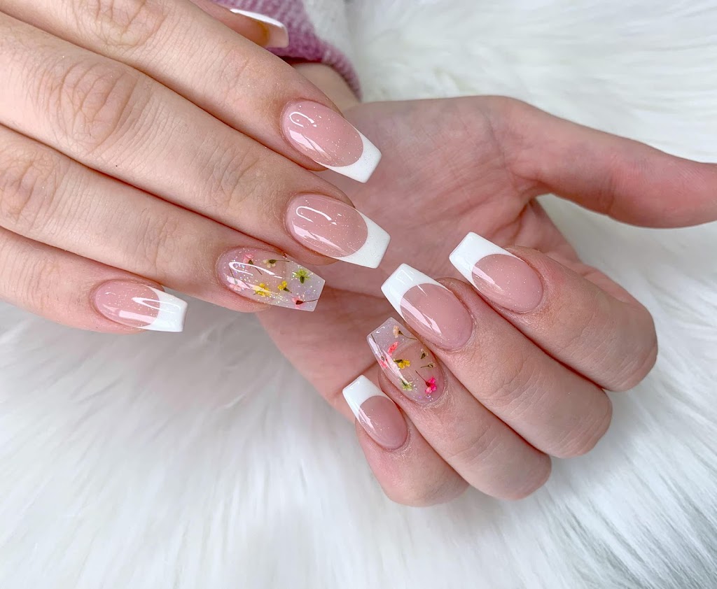 Queenies Nails & Beauty | 44 Frankland St, South Ripley QLD 4306, Australia | Phone: 0426 669 339