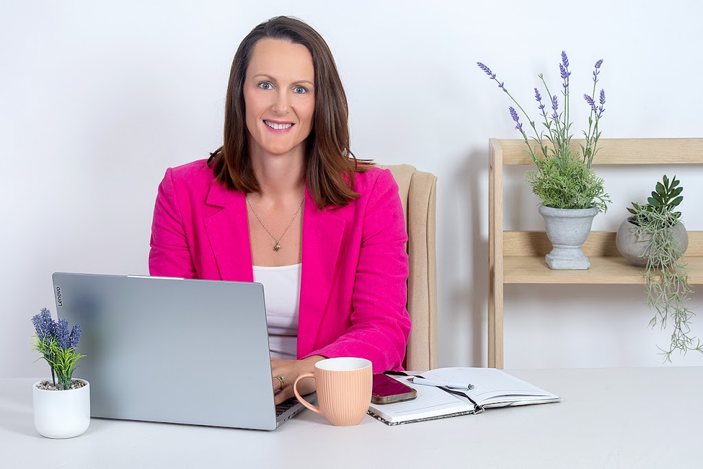 Simply Bookkeeping Gold Coast | 30 Mudgeeraba Rd, Mudgeeraba QLD 4213, Australia | Phone: 0474 271 307