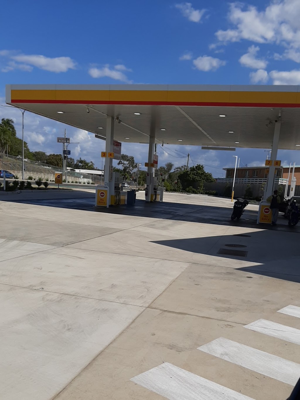 Shell V Power | gas station | Dawson Hwy, West Gladstone QLD 4680, Australia | 0425302320 OR +61 425 302 320