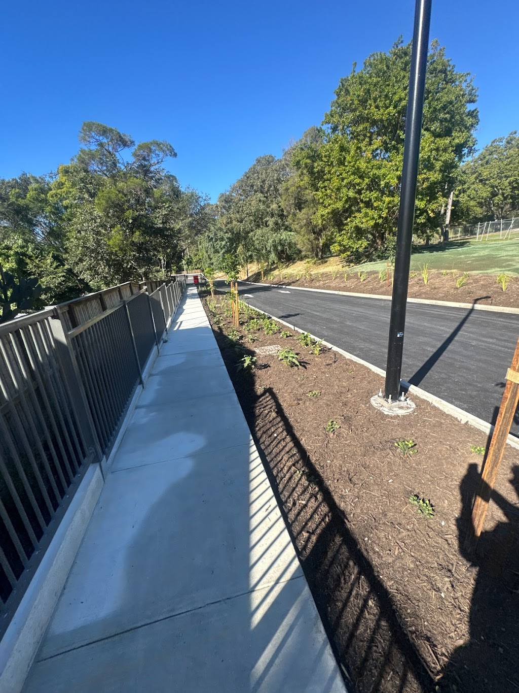 HelloDR Blackstone | 1/12 Hill St, Blackstone QLD 4304, Australia | Phone: (07) 3556 3878