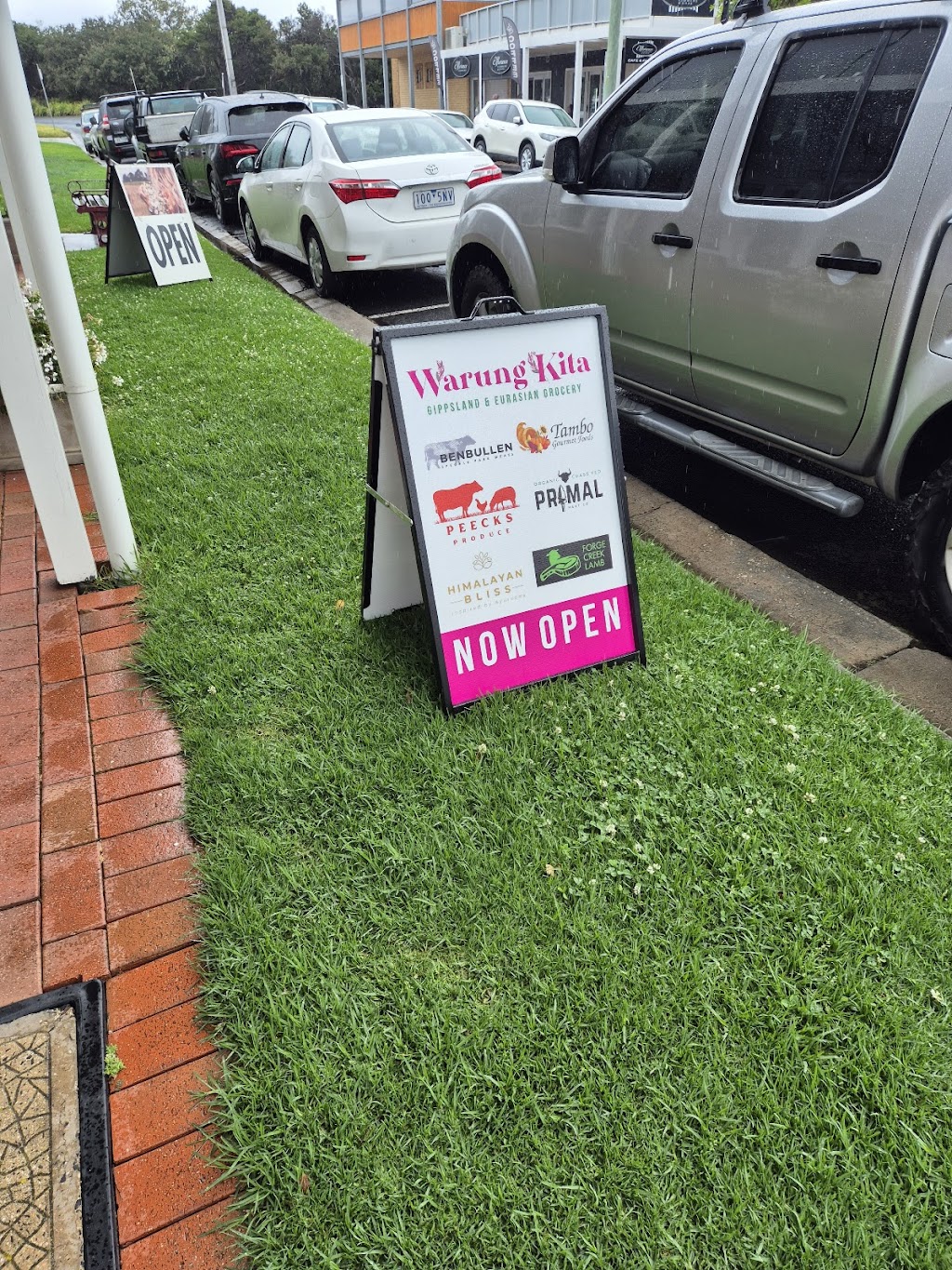 Warung Kita | 3/50 Metung Rd, Metung VIC 3904, Australia | Phone: 0481 600 523