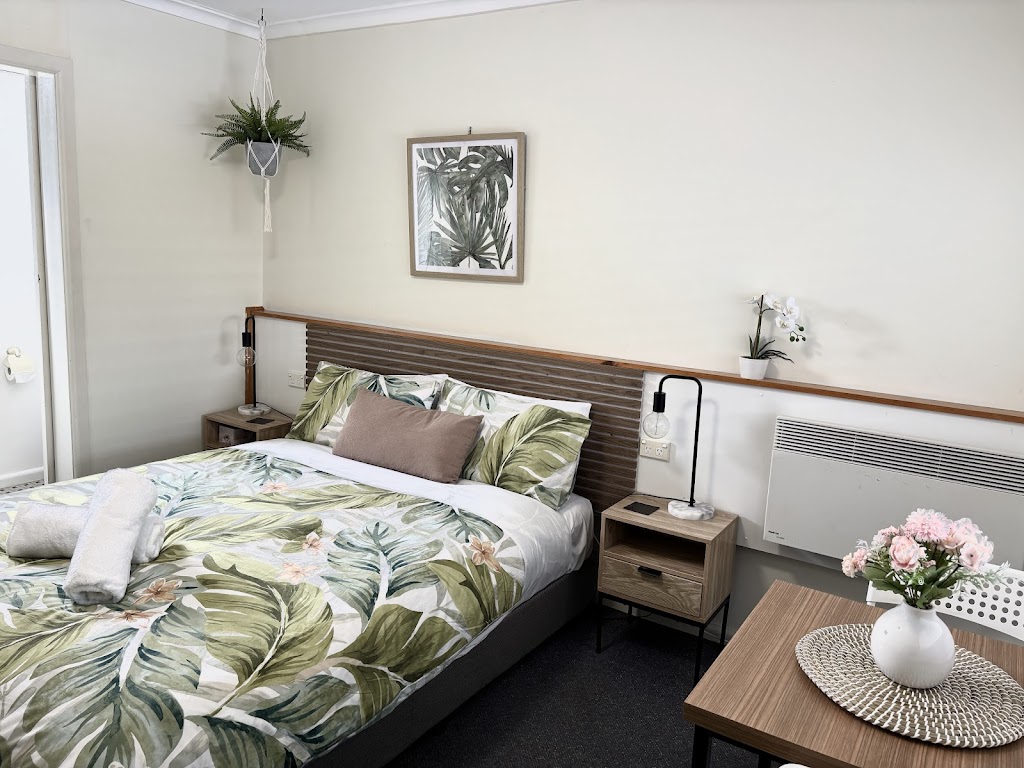Stonez Boutique Accommodation | 46 Talbot Rd, Clunes VIC 3370, Australia | Phone: 0407 502 193