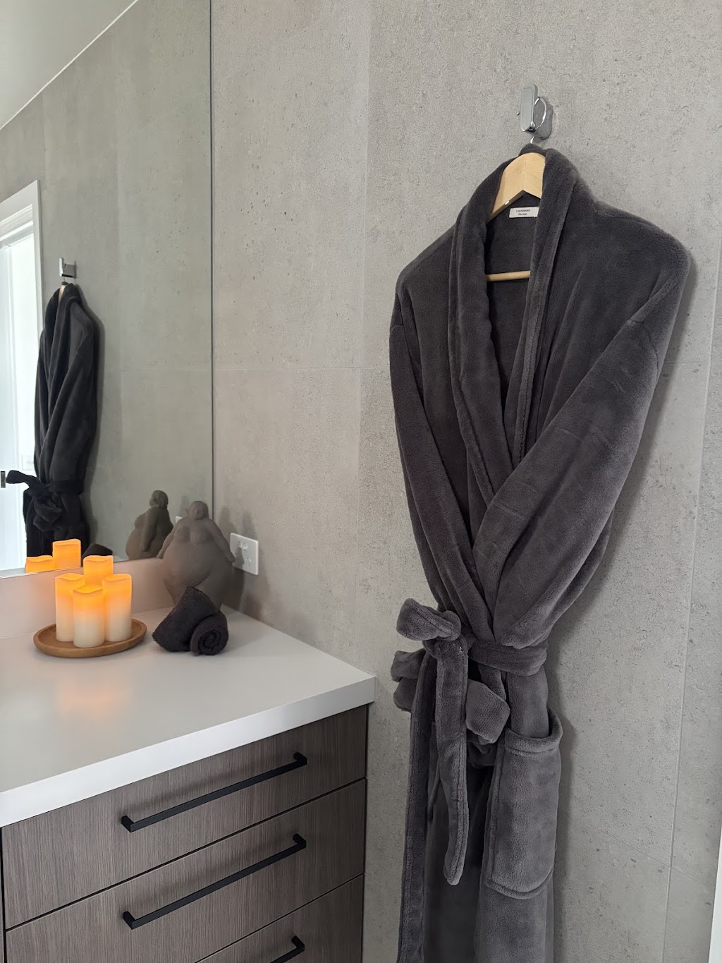 Aura Belle Spa | 37 Fauconshawe St, Balnarring Beach VIC 3926, Australia | Phone: 0400 691 541