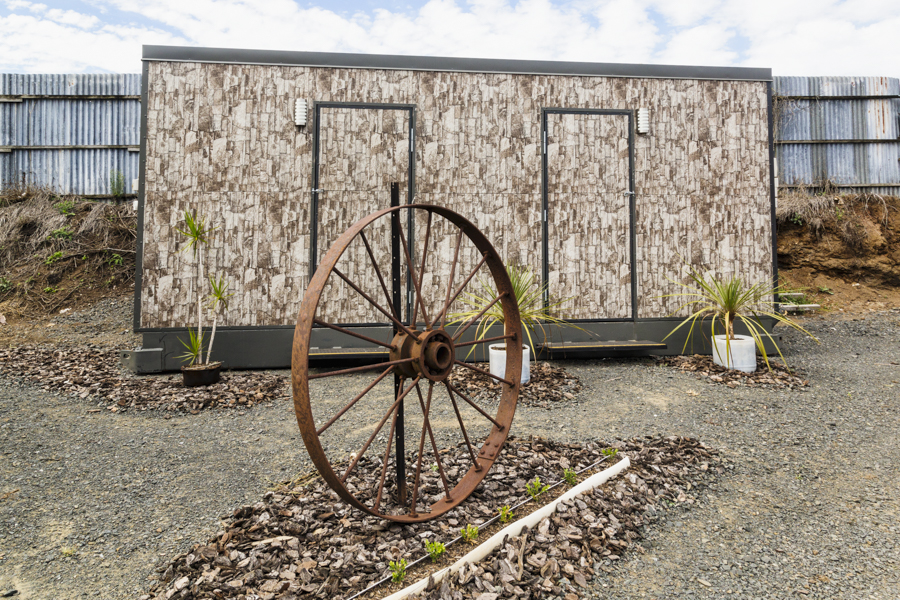 Toowoomba Portable toilets | Shed 6/621 Alderley St, Toowoomba City QLD 4350, Australia | Phone: 0412 737 130