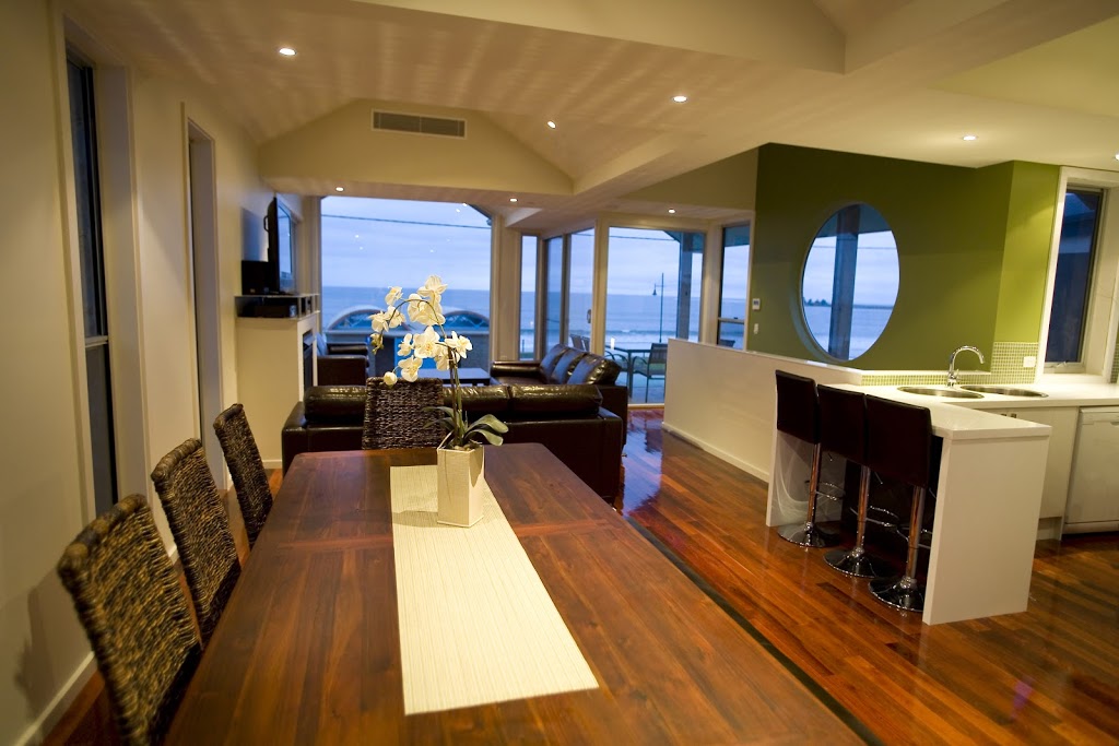 Aloha Beachfront Accommodation | real estate agency | 107 Beach St, Port Fairy VIC 3284, Australia | 0448652586 OR +61 448 652 586
