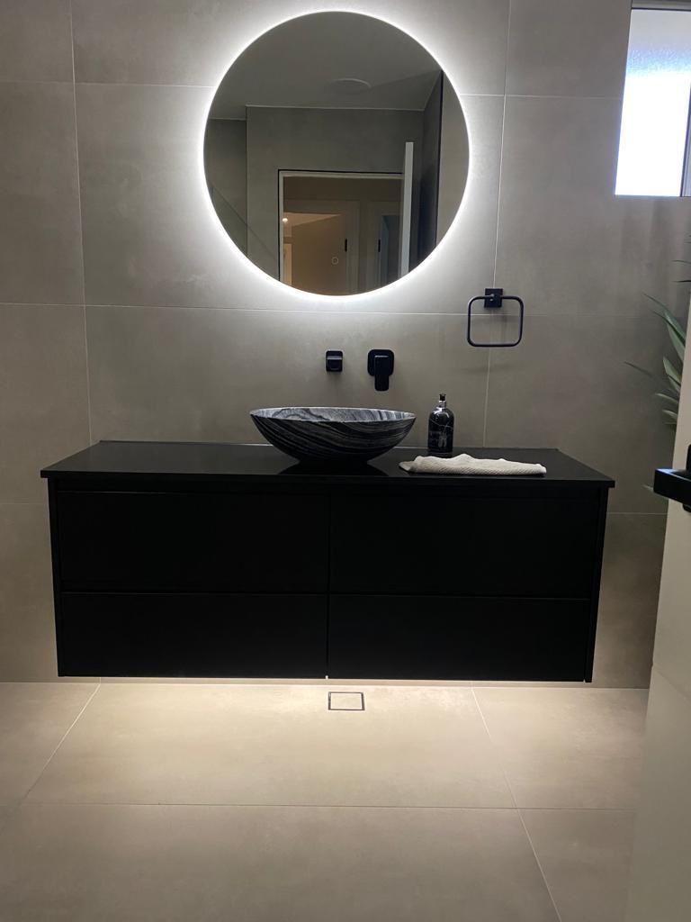 Reno ‘N’ Build | 804 Richmond Rd, Berkshire Park NSW 2765, Australia | Phone: 1300 000 884