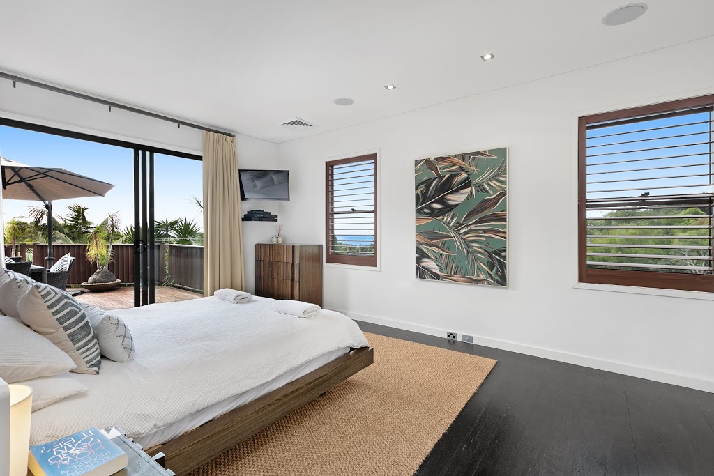 A Grand Beach Retreat at Killcare | lodging | 3 Grandbeach Ln, Killcare NSW 2257, Australia | 0418262454 OR +61 418 262 454