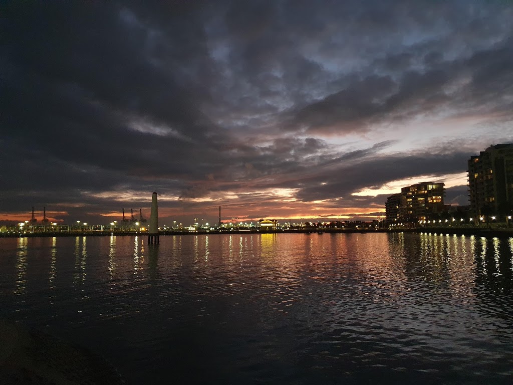 Waterfront on the pier | 11 Waterfront Pl, Port Melbourne VIC 3207, Australia | Phone: (03) 9681 9058