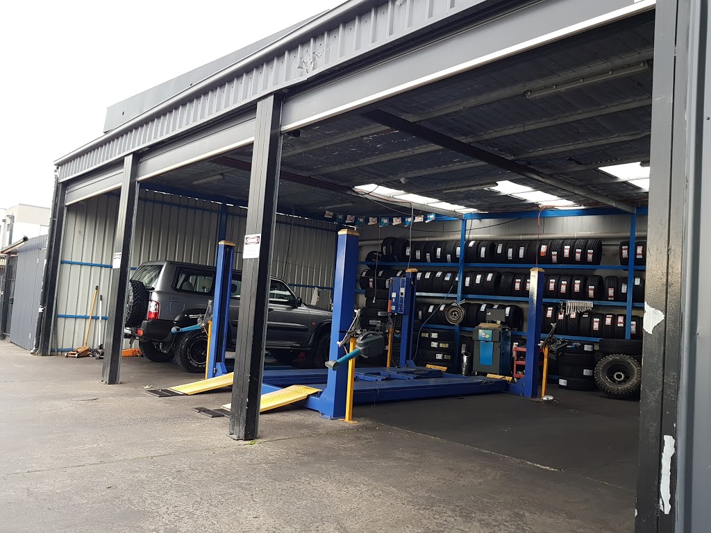 Fawkner Tyre Mart | car repair | 1158 Sydney Rd, Fawkner VIC 3060, Australia | 0393590004 OR +61 3 9359 0004