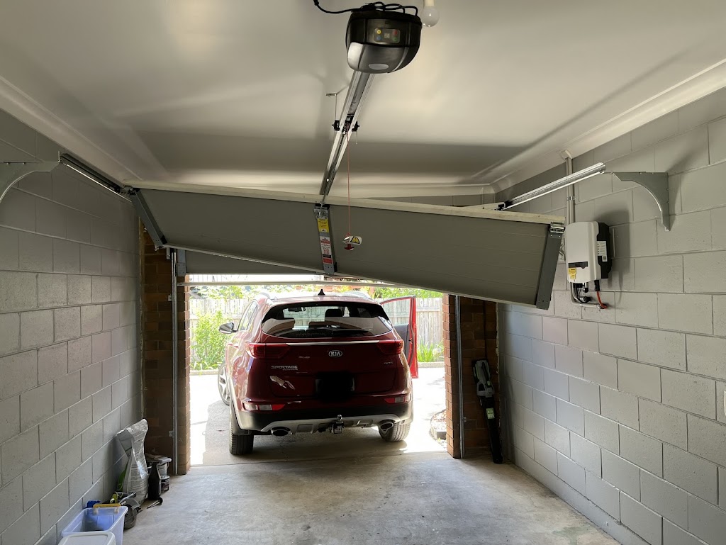 NK Garage Doors | 13 Turpentine Ct, Albany Creek QLD 4035, Australia | Phone: 0406 112 172