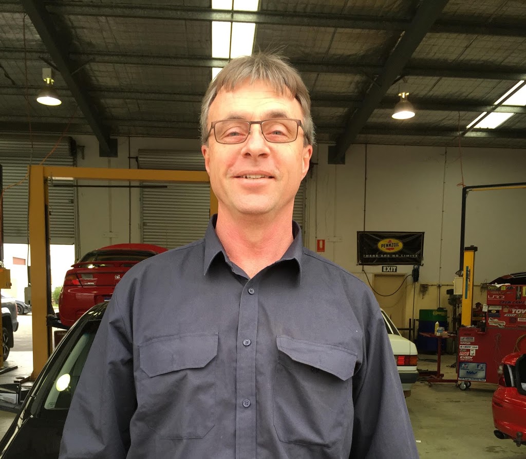 BYFORD FUGITIVE AUTO REPAIRS SERVICE 2/21 S Western Hwy, Byford WA