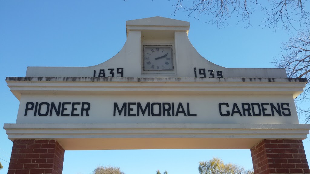 Pioneer Memorial Gardens | park | 69A Mount Barker Rd, Hahndorf SA 5245, Australia