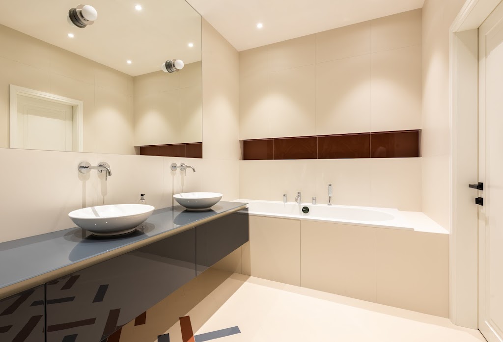 Royal Maple | 14 Sumbray Ave, Kemps Creek NSW 2178, Australia | Phone: 0437 744 667