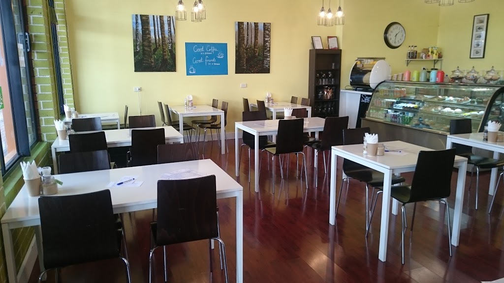Bryas Cafe | cafe | 91 Albert St, Moe VIC 3825, Australia | 0351272260 OR +61 3 5127 2260