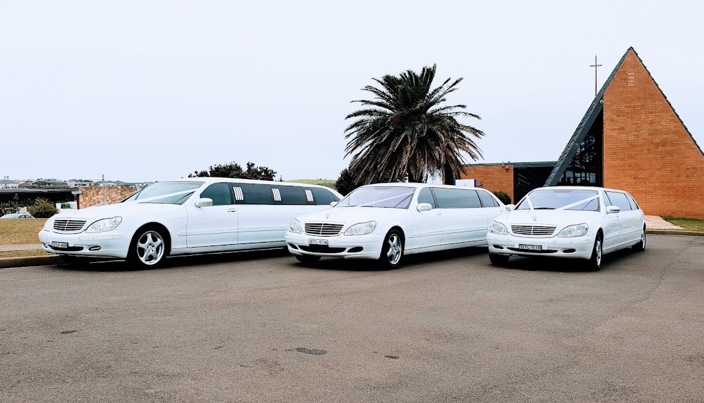 Wollongong Limousines | 4 Harbour St, Wollongong NSW 2500, Australia | Phone: 0478 651 899