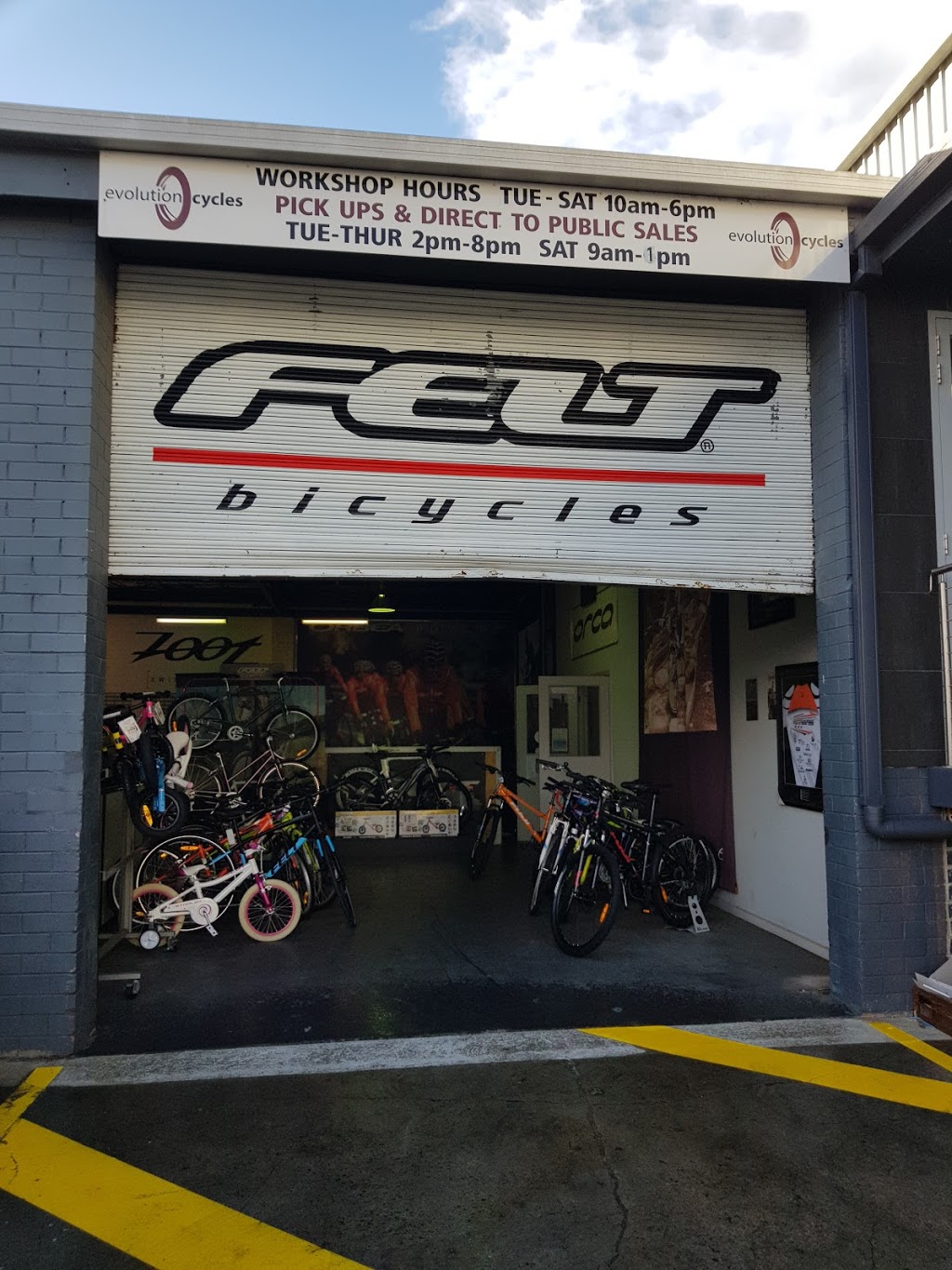 Evolution Cycles | bicycle store | 8 Attercliffe Ave, Pascoe Vale VIC 3044, Australia | 0393558176 OR +61 3 9355 8176