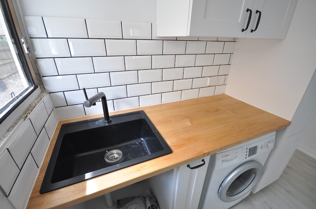 JT Benchtops | Smiths Rd end of, alongside Smith and Gray Furniture Makers, Smiths Rd, Wights Mountain QLD 4520, Australia | Phone: (07) 3289 2079