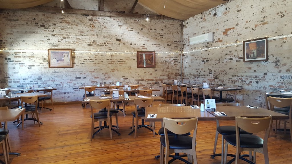 The Plough Inn Tarrawingee | restaurant | 2322 Wangaratta Beechworth Road, Tarrawingee VIC 3678, Australia | 0357251609 OR +61 3 5725 1609