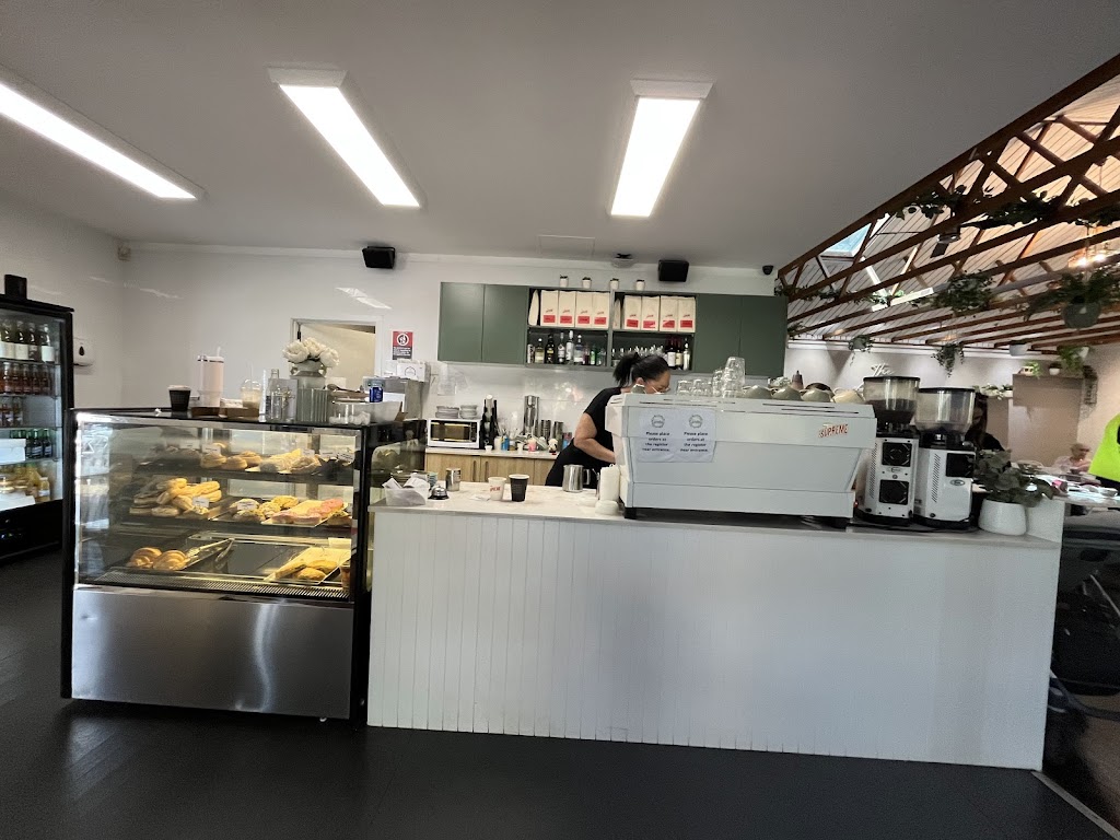 The Gardens Cafe Mount Annan | 362 Narellan Rd, Mount Annan NSW 2567, Australia | Phone: (02) 4647 4145