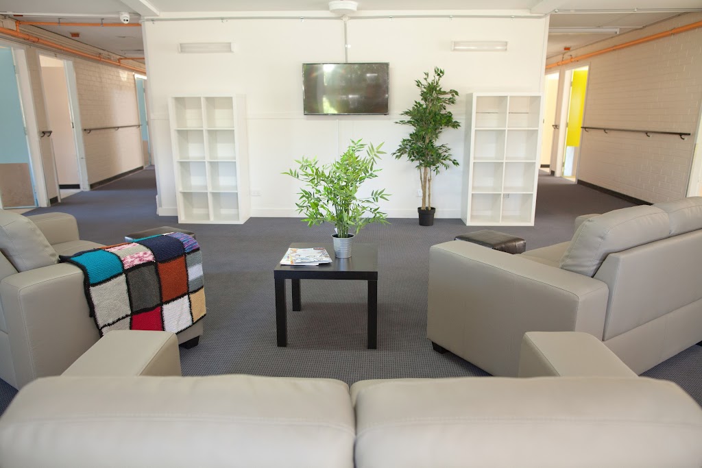 Greenslopes House | 691 Logan Rd, Greenslopes QLD 4120, Australia | Phone: (07) 3172 3042