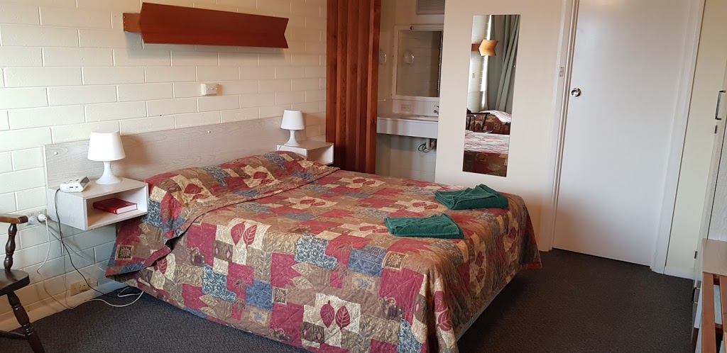 Bordertown Motel | lodging | 25 Dukes Hwy, Bordertown SA 5268, Australia | 0887521444 OR +61 8 8752 1444