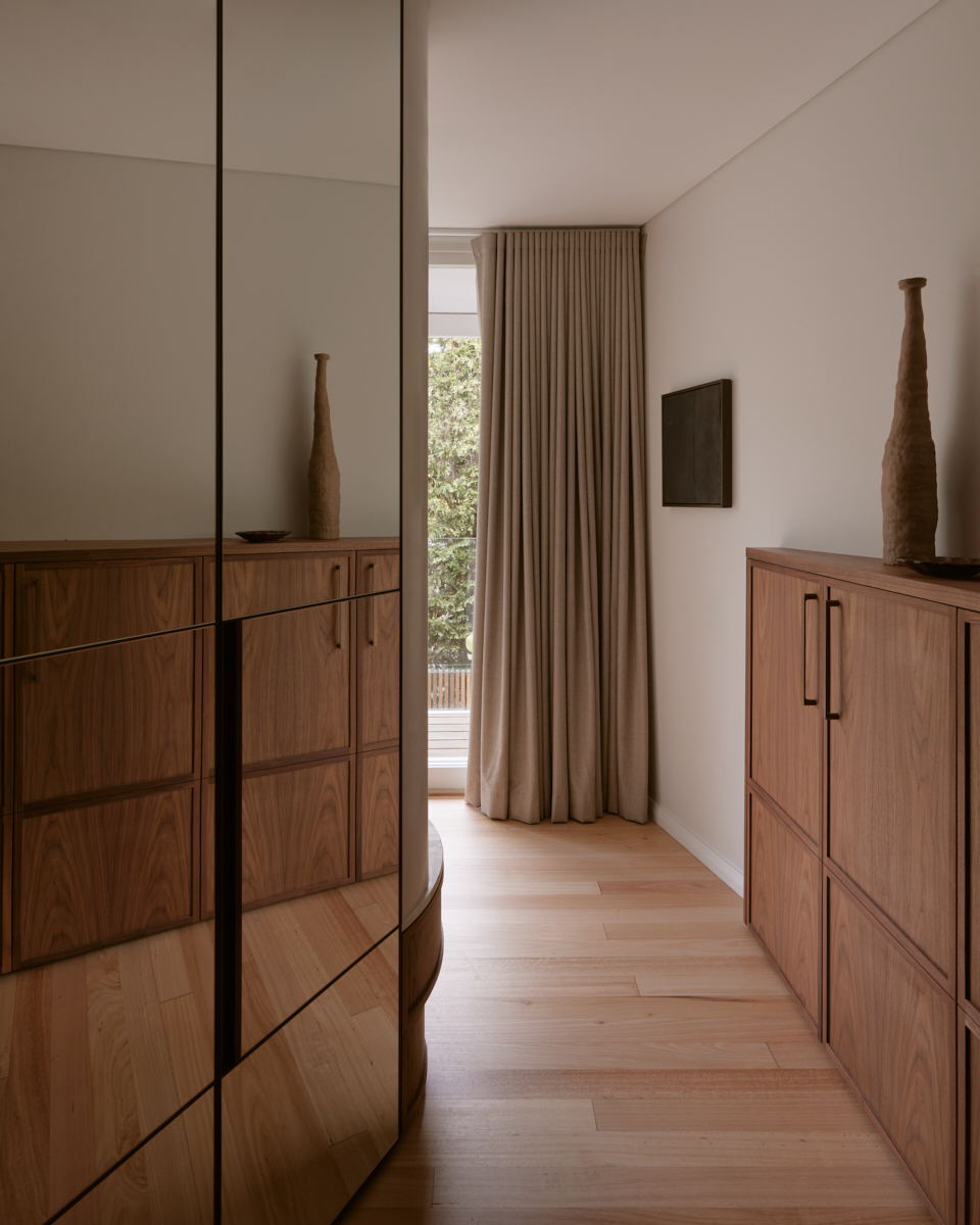 Michiru Higginbotham | 25 Albion St, Waverley NSW 2024, Australia | Phone: (02) 9121 6239