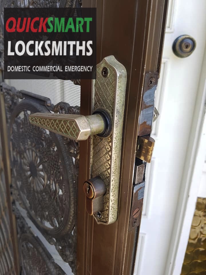 QuickSmart Locksmiths - Sunbury | locksmith | 2 Ronald Ct, Sunbury VIC 3429, Australia | 0432819249 OR +61 432 819 249