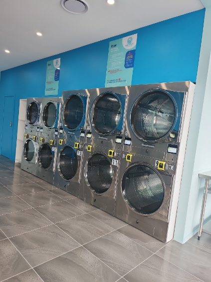 Bellmere Laundromat | Shop #3, Warbu/96-110 Bellmere Rd, Bellmere QLD 4510, Australia | Phone: 0430 011 112