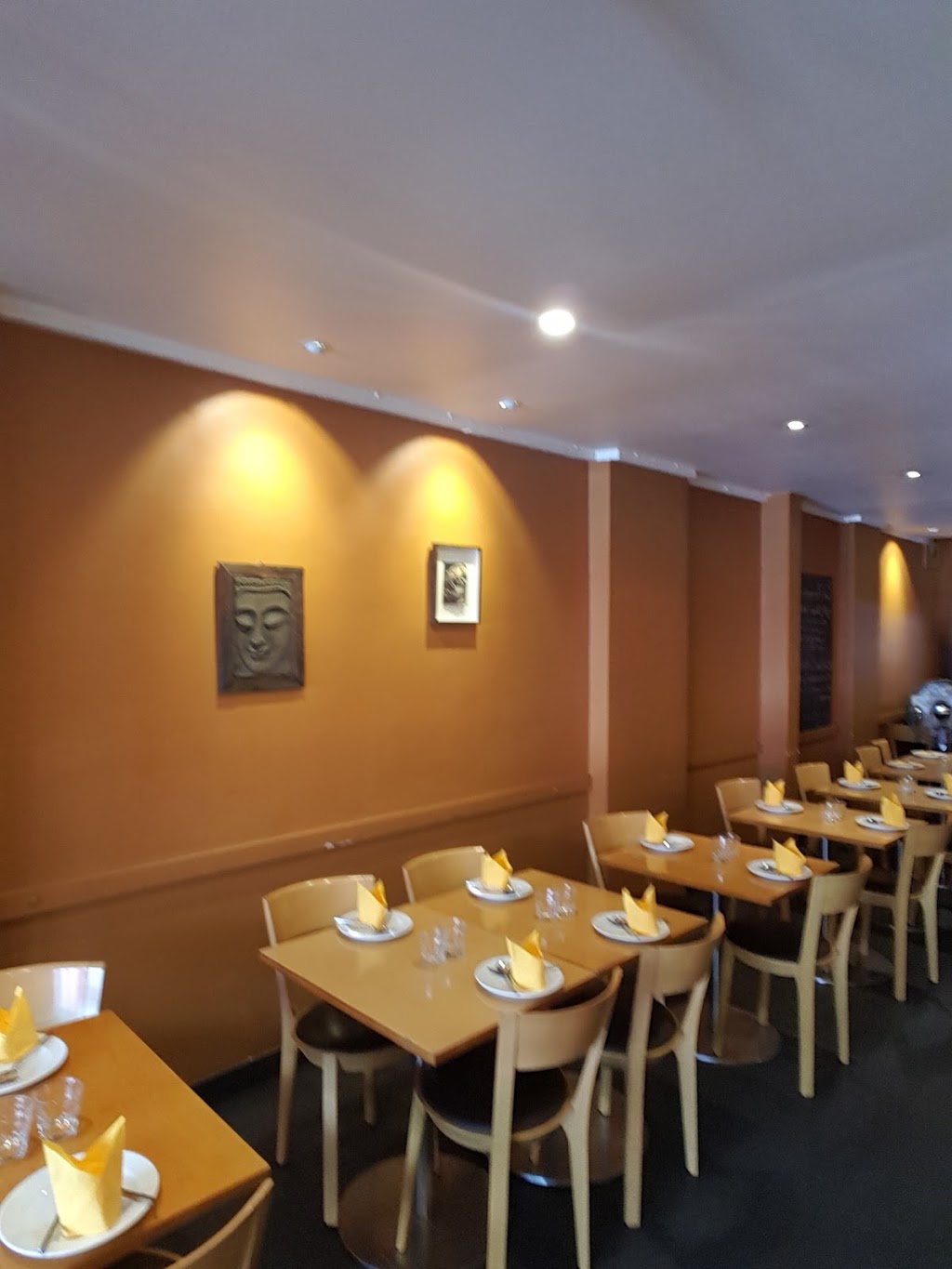 Khao Hom Thai Restaurant | restaurant | 372A Military Rd, Cremorne NSW 2090, Australia | 0299538822 OR +61 2 9953 8822