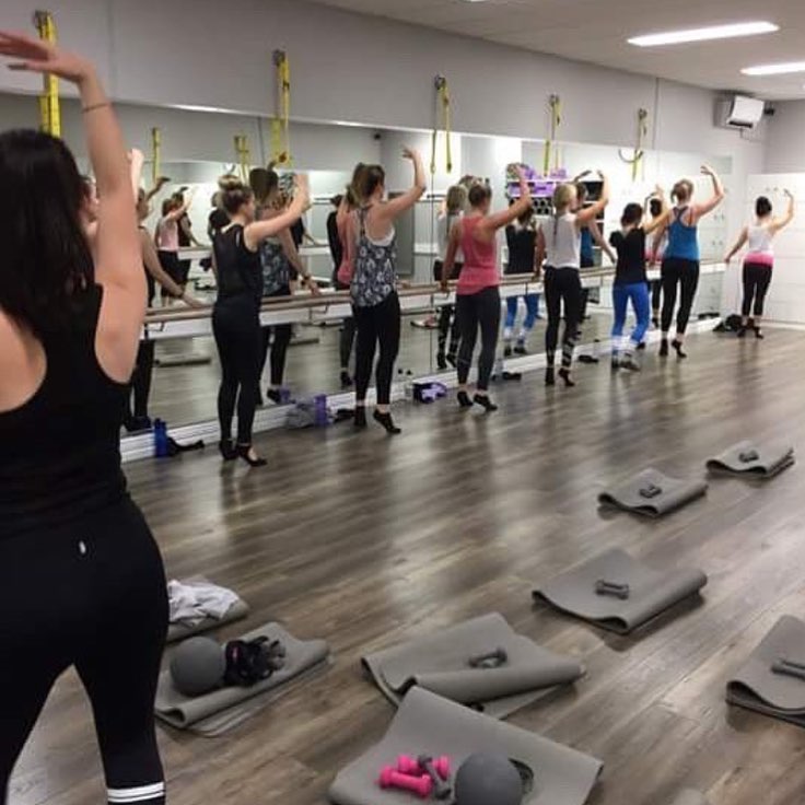 Xtend Barre Alfred Cove | gym | 3/1 Hulme Ct, Myaree WA 6154, Australia | 0404843302 OR +61 404 843 302