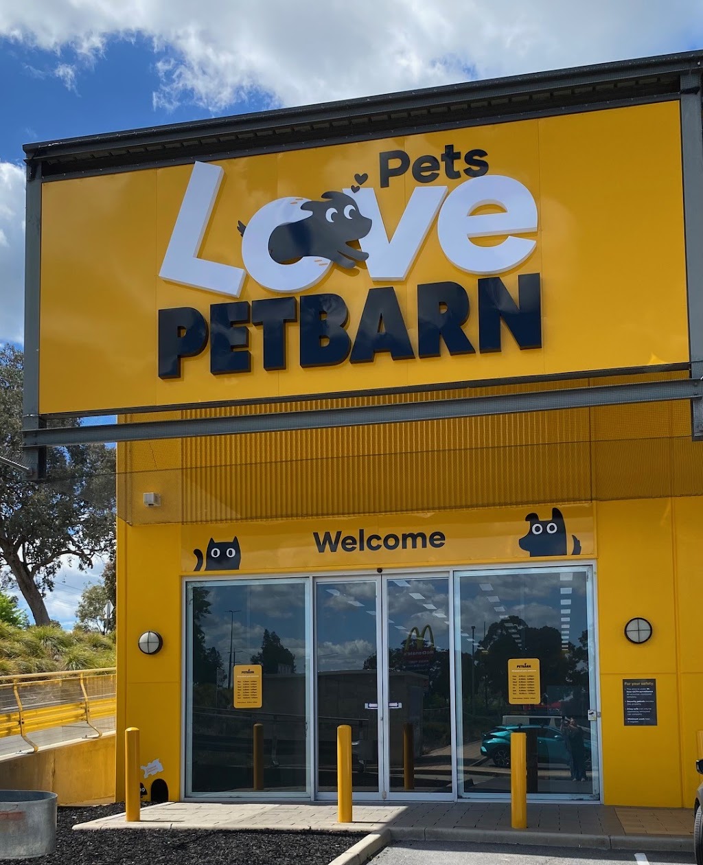 Petbarn Wodonga | 285 Victoria Cross Parade, Wodonga VIC 3689, Homemaker Centre, Shop 12, Wodonga VIC 3690, Australia | Phone: (02) 6060 2111