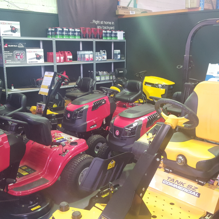 Ride on mower sales | 9 Maroondah Ct, Lilydale VIC 3140, Australia | Phone: (03) 9739 4711